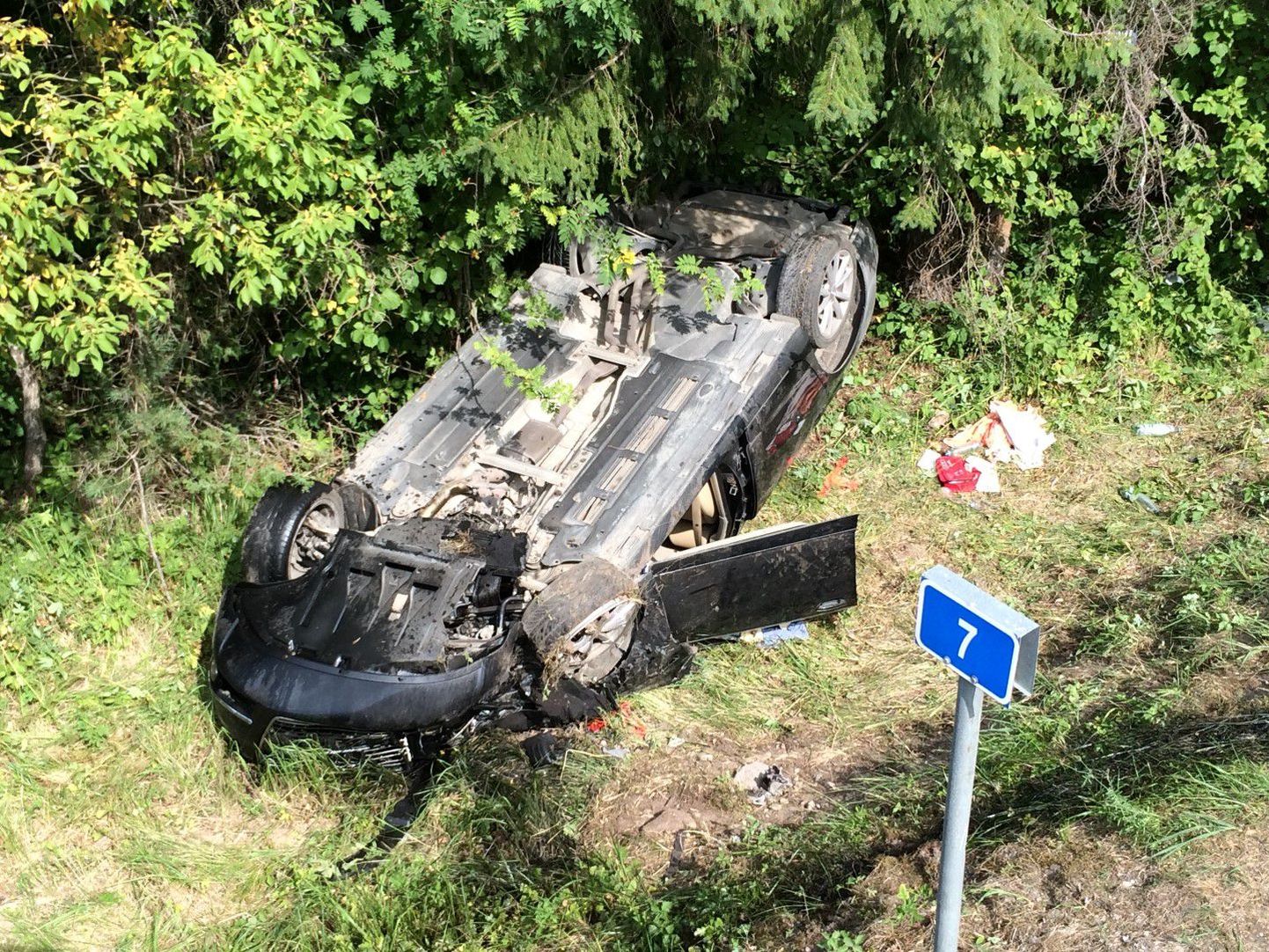 Liiklusõnnetus Märjamaa-Koluvere maanteel 27. juulil 2014.