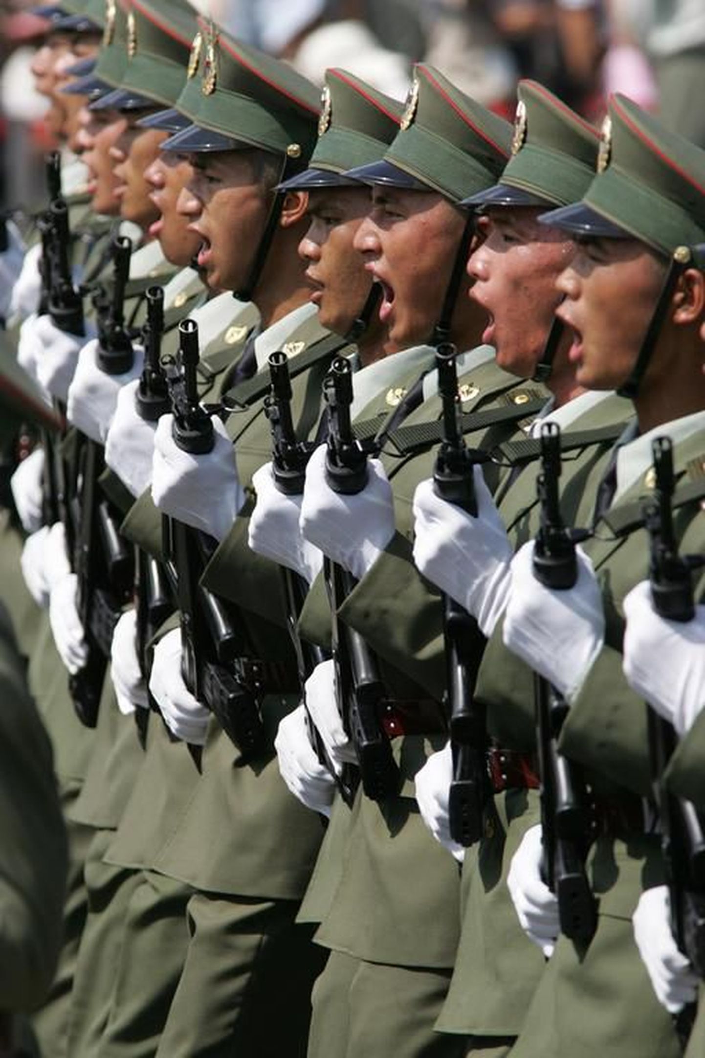 Hiina rahvaarmee sõdurid Hongkongis.