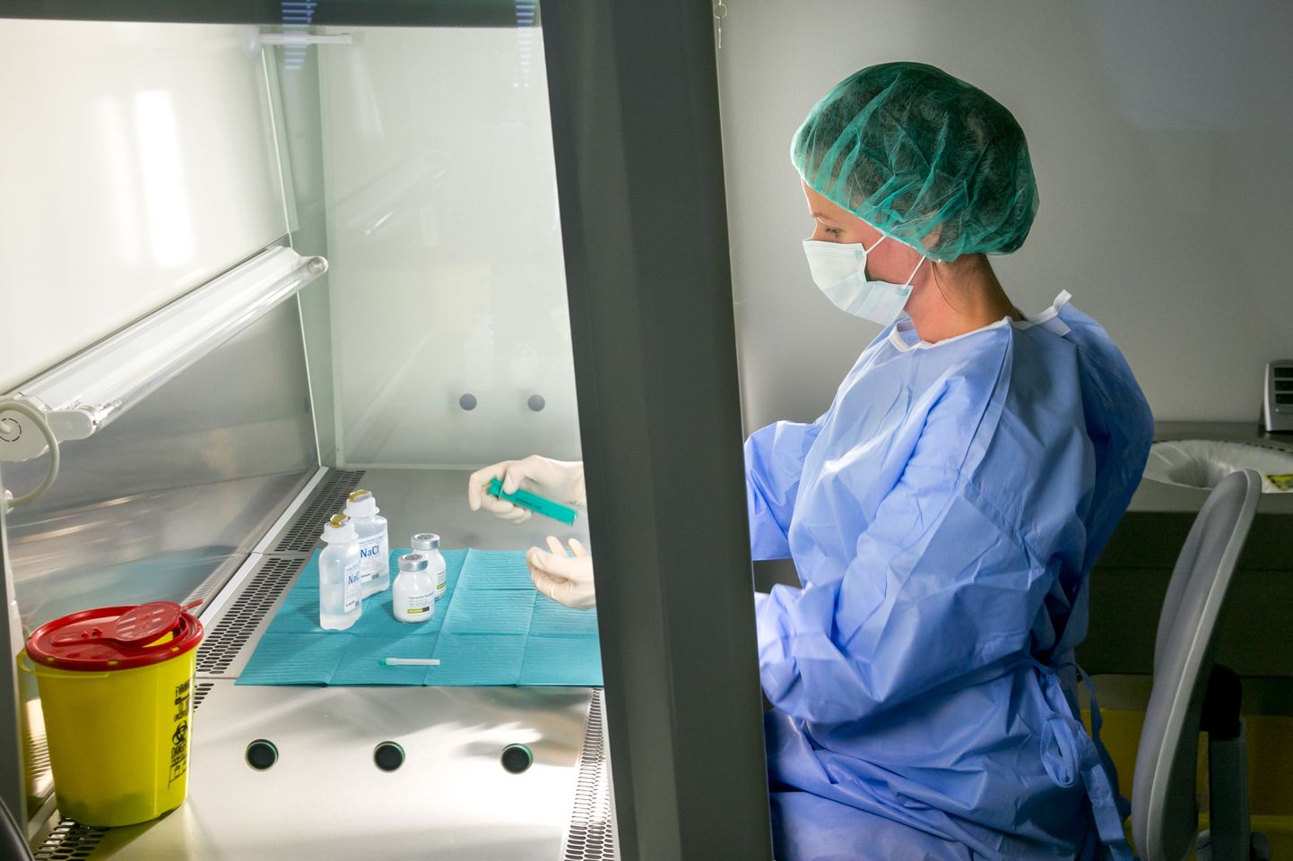 Pärnu Haigla apteegis on välja ehitatud tsütotoksiliste ravimite lahustamise keskus.