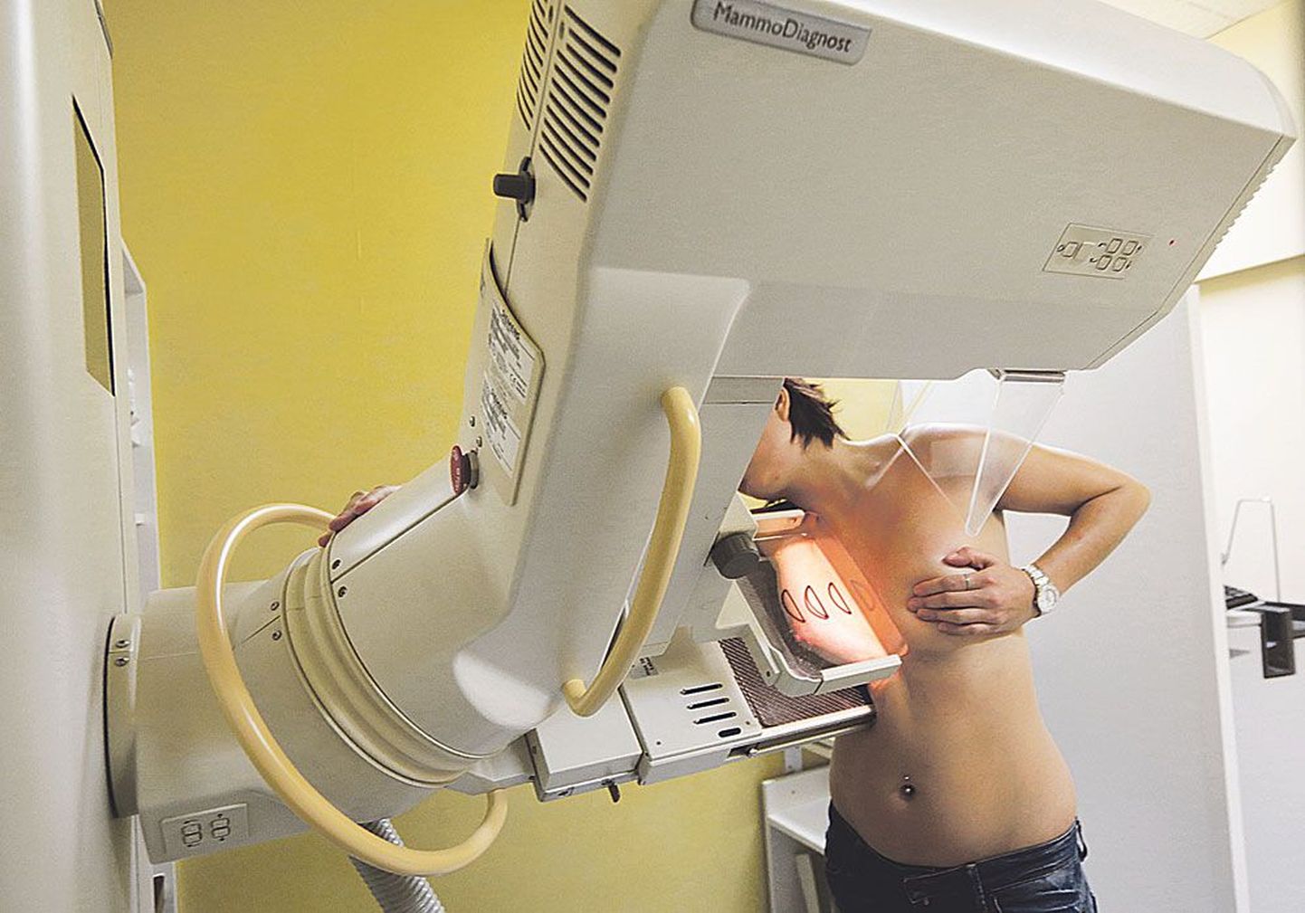 В прошлом году передвижной маммограф провел свыше 5400 обследований.