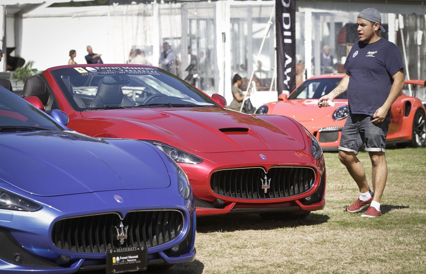 Millest räägib sinu luksauto värv? Eri värvi Maseratid Vancouveri autonäitusel.