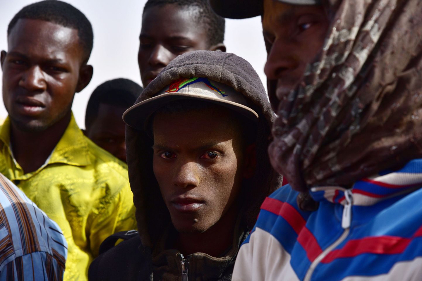 Lääne-Aafrika migrandid pagevad Liibüas toimuva verevalamise eest.