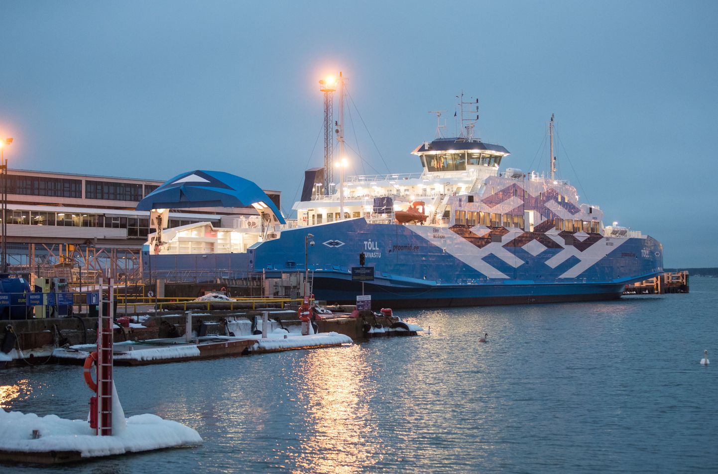 TS Laevade uus parvlaev Tõll asub Virtsu-Kuivastu liinil reisijaid teenindama pühapäeval.