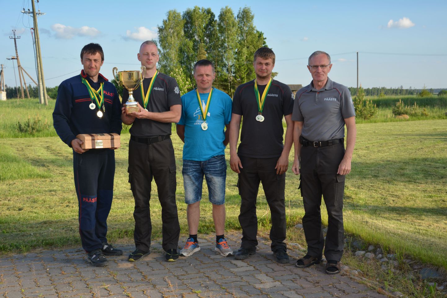 Viljandimaa võidukasse võistkonda kuulusid Viljar Kütt, Kevo Kärp, Tõnu Mardla ja Tõnis Unt. Võistkonna esindaja oli Jüri Soovik.