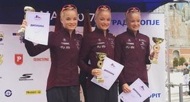 Piltuudis: õed Luiged võtsid Skopje poolmaratonil kõrvuti finišeerides kolmikvõidu