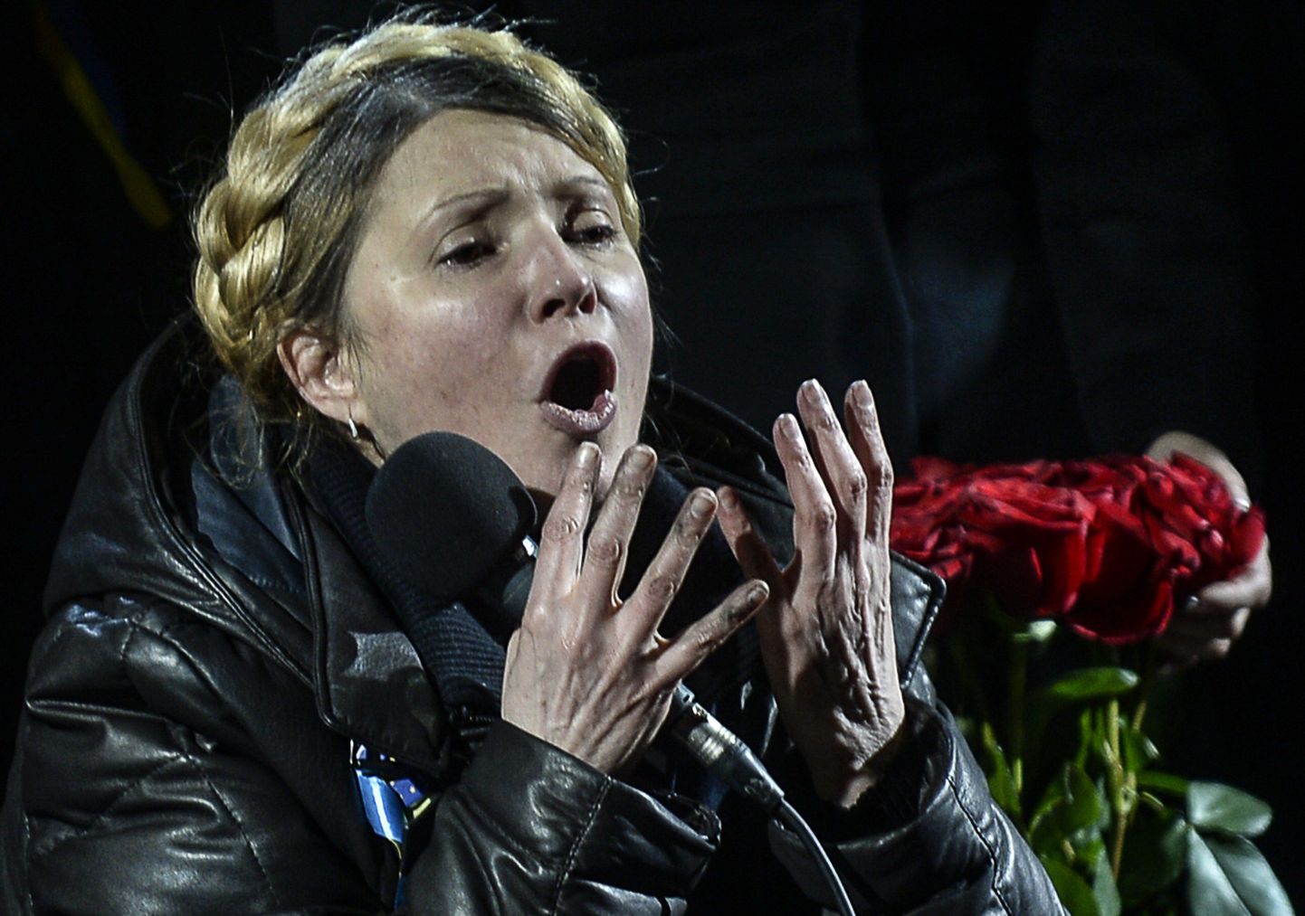 Vanglast vabanenud Julia Tõmošenko Maidanil.