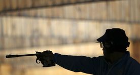 Värske uuring: meedia saaks suure osa tulistamistest ära hoida