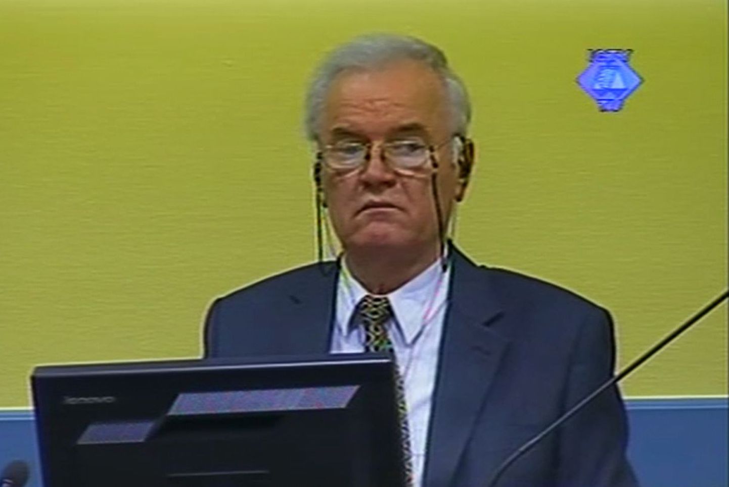 Kaader Ratko Mladićist kohtus.