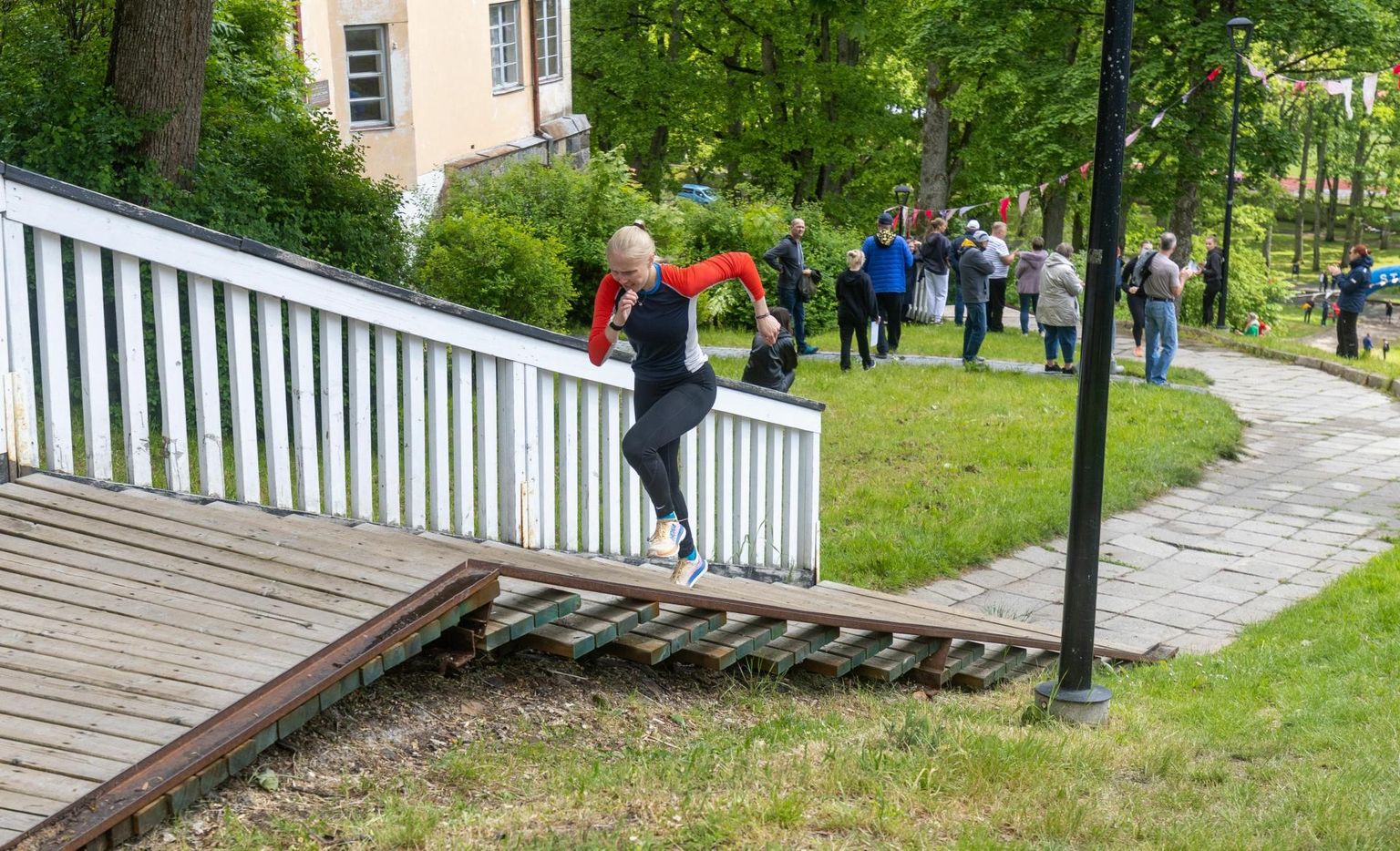 Trepimäe jooksul osales tänavu poolsada jooksjat.