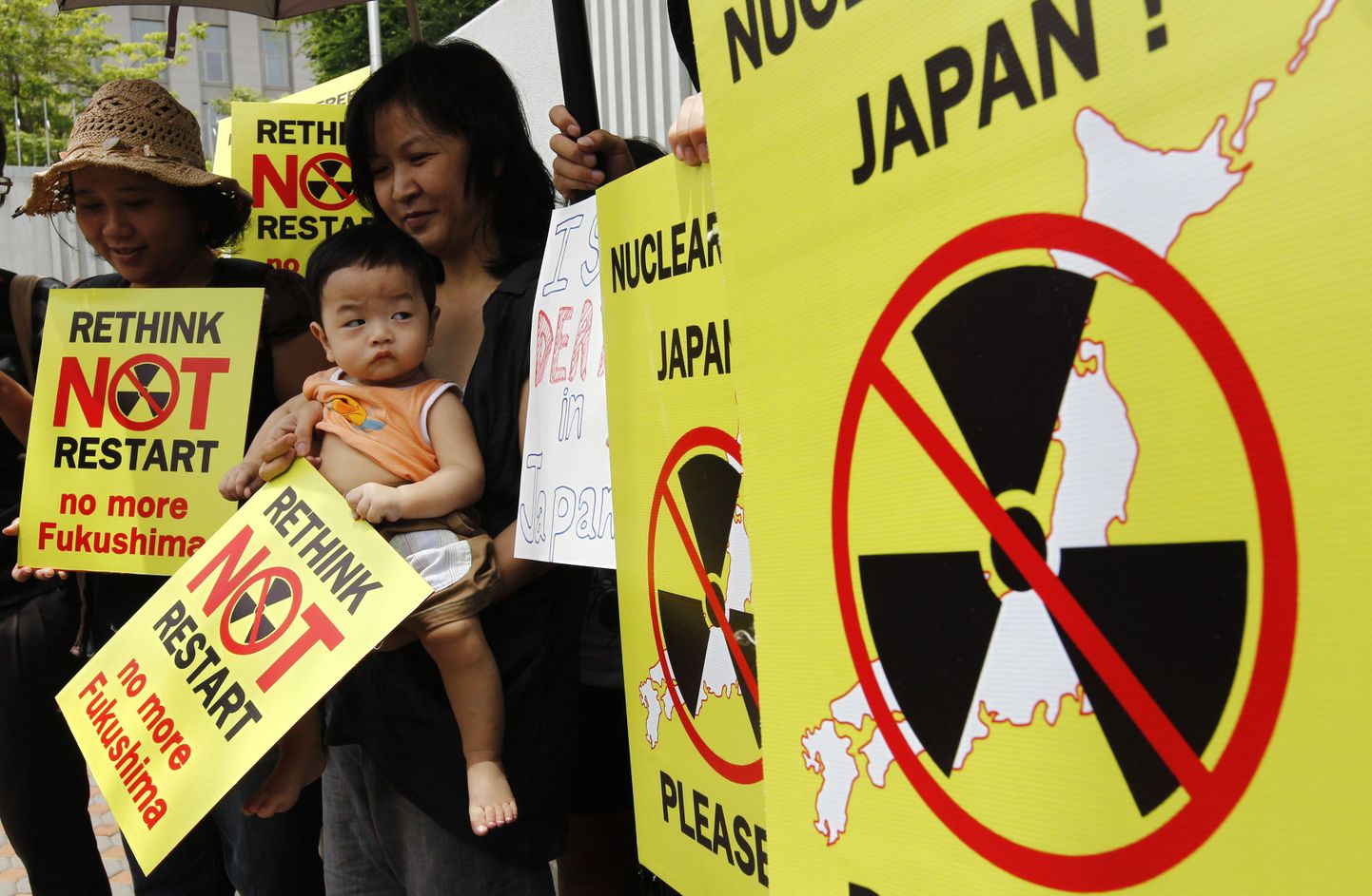Meeleavaldus Jaapani valitsuse otsuse vastu tuumareaktorid taas tööle panna.