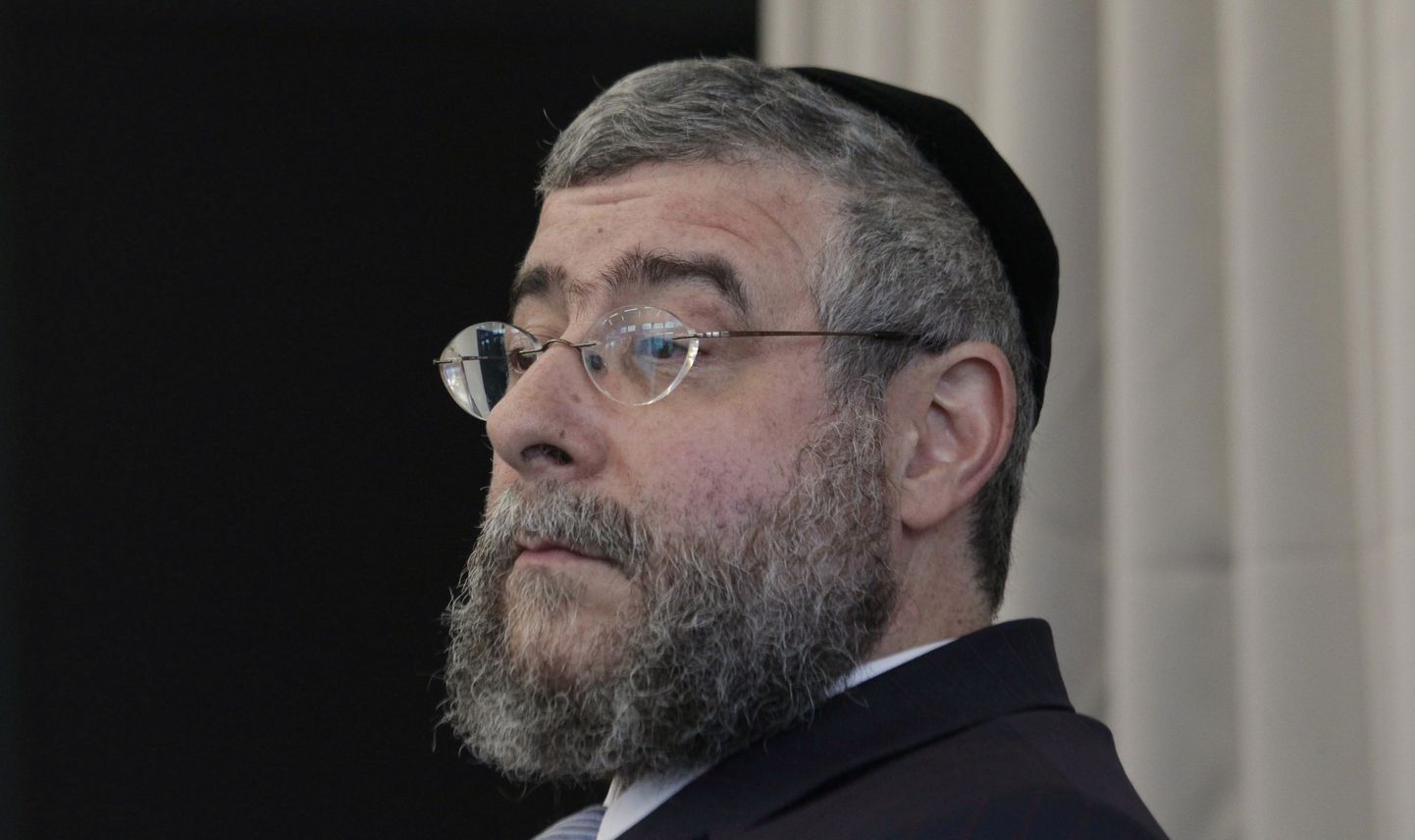 Euroopa rabide konverentsi president Pinchas Goldschmidt ütles, et kui teised kohtunikud Kölni eeskuju järgivad, ei ole suurel osal juutidest enam Saksamaal tulevikku.