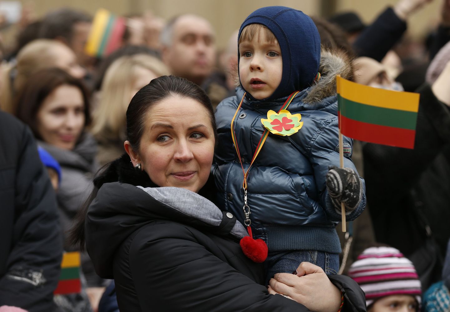 Leedulanna lapsega iseseisvuspäeval Vilniuses.