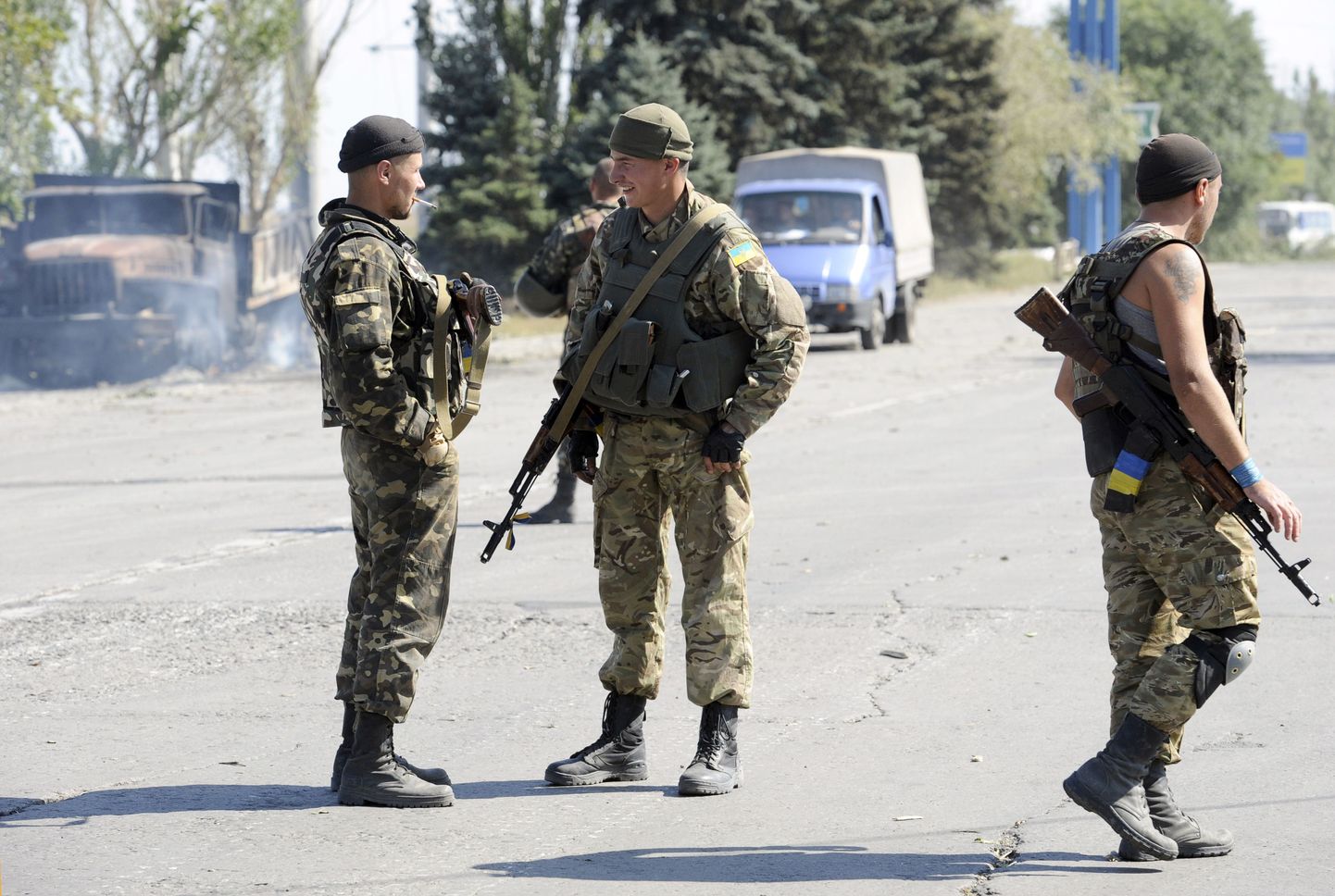 Украинские солдаты в Мариуполе.