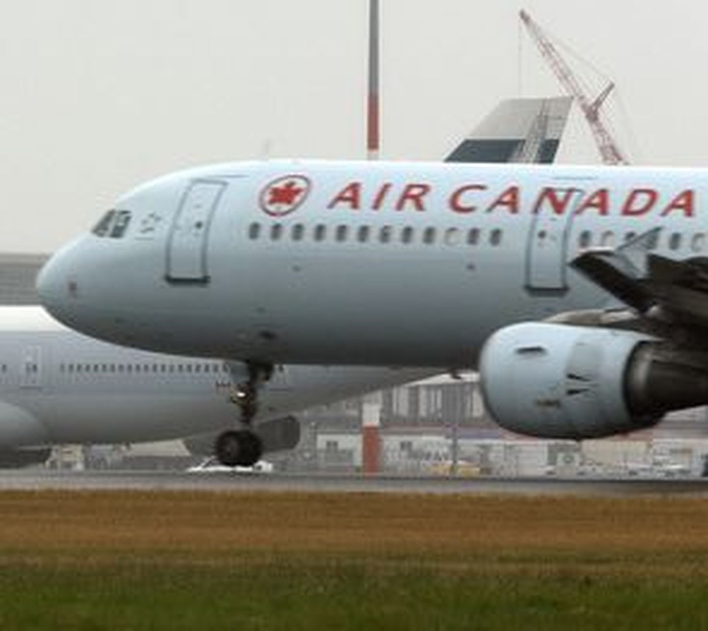 Air Canada piloot sai lennu ajal närvivapustuse
