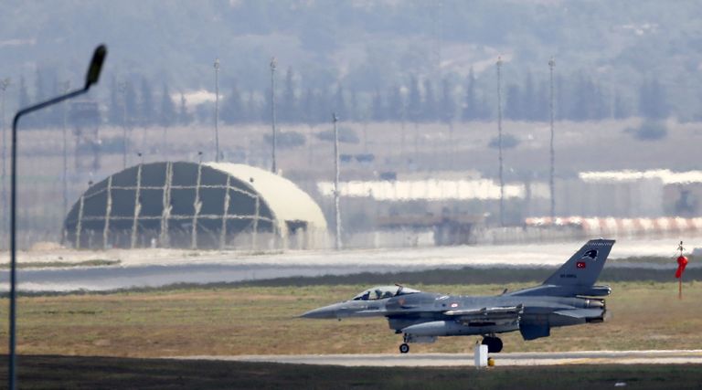 Türgi hävitaja F-16 Incirliki õhuväebaasis. Foto: