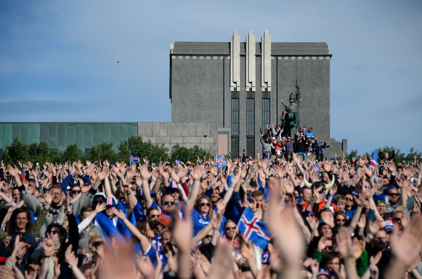 Islandi jalgpallikoondise fännid.