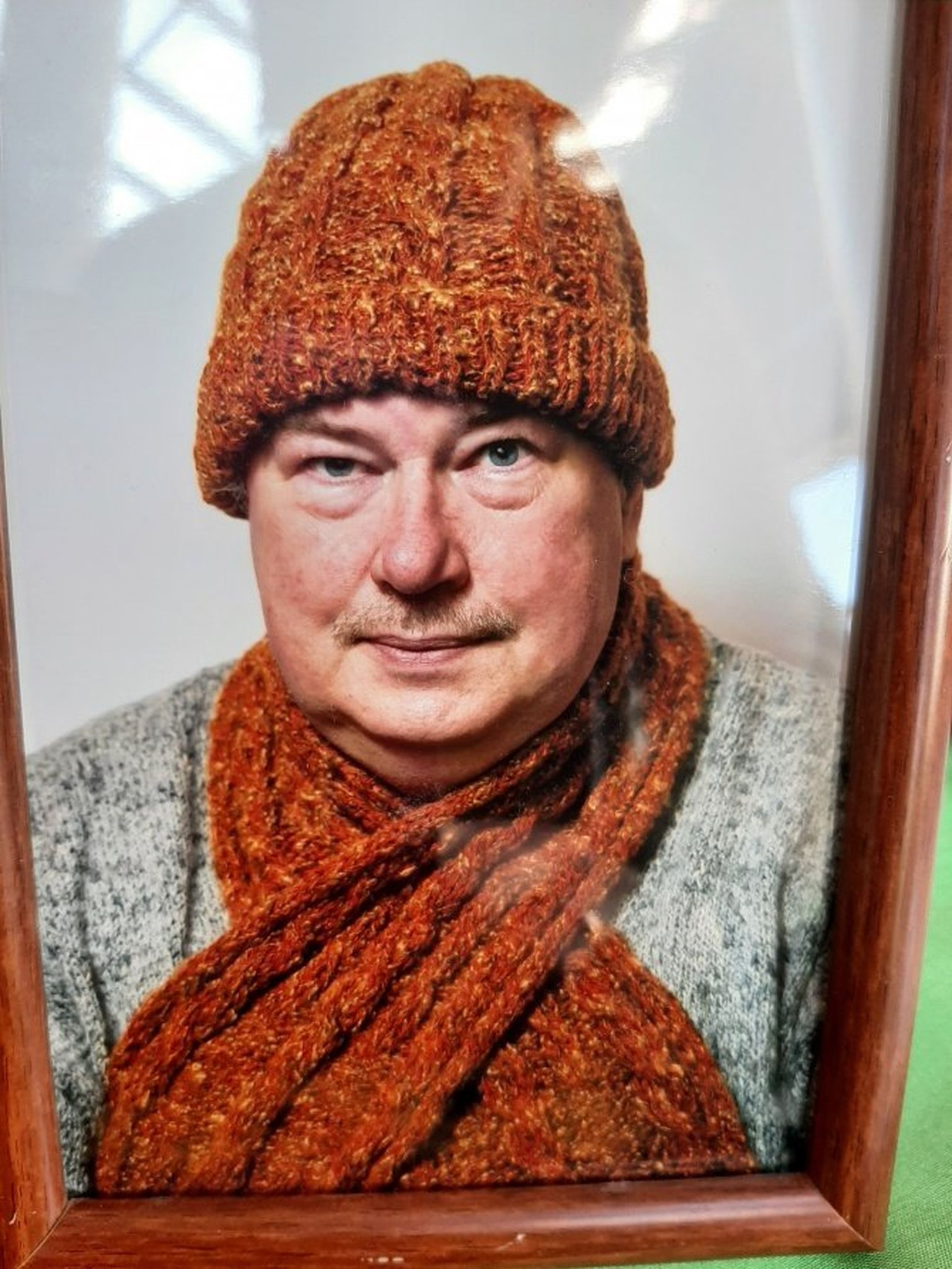 Ragnari müts ja sall.