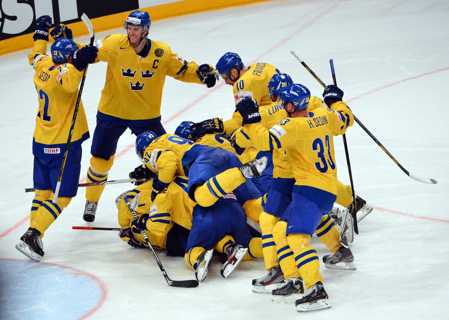 Koduväljakul mängiv Rootsi on jõudnud poolfinaali ja täna minnakse Stockholmis vastamisi igipõlise rivaali Soomega.