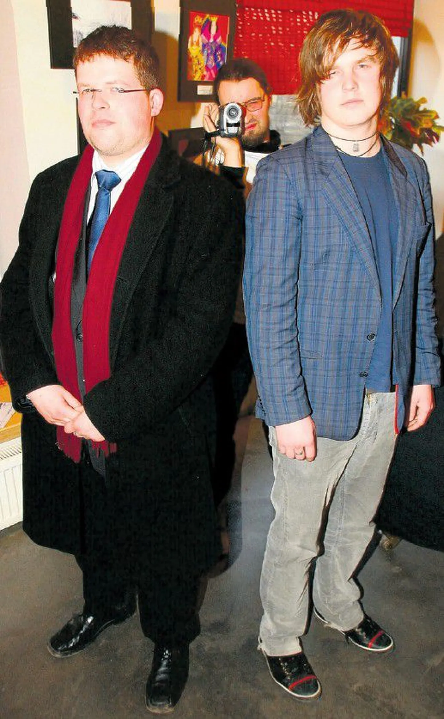 NAFFi ürii esimees Margus Kiis (tagaplaanil) hindas Janno Jürgensi (paremal) filmide, kus näitleb ka Tõnis Rüütel (vasakul), mõnusat huumorit.