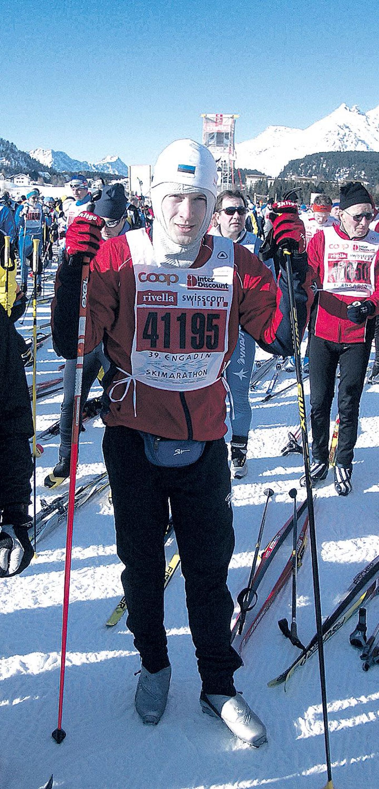 Lauri Antalainen aastal 2007 Šveitsis Engadin Skimarathoni stardis. Esimene tiitel on 42 kilomeetri kaugusel.