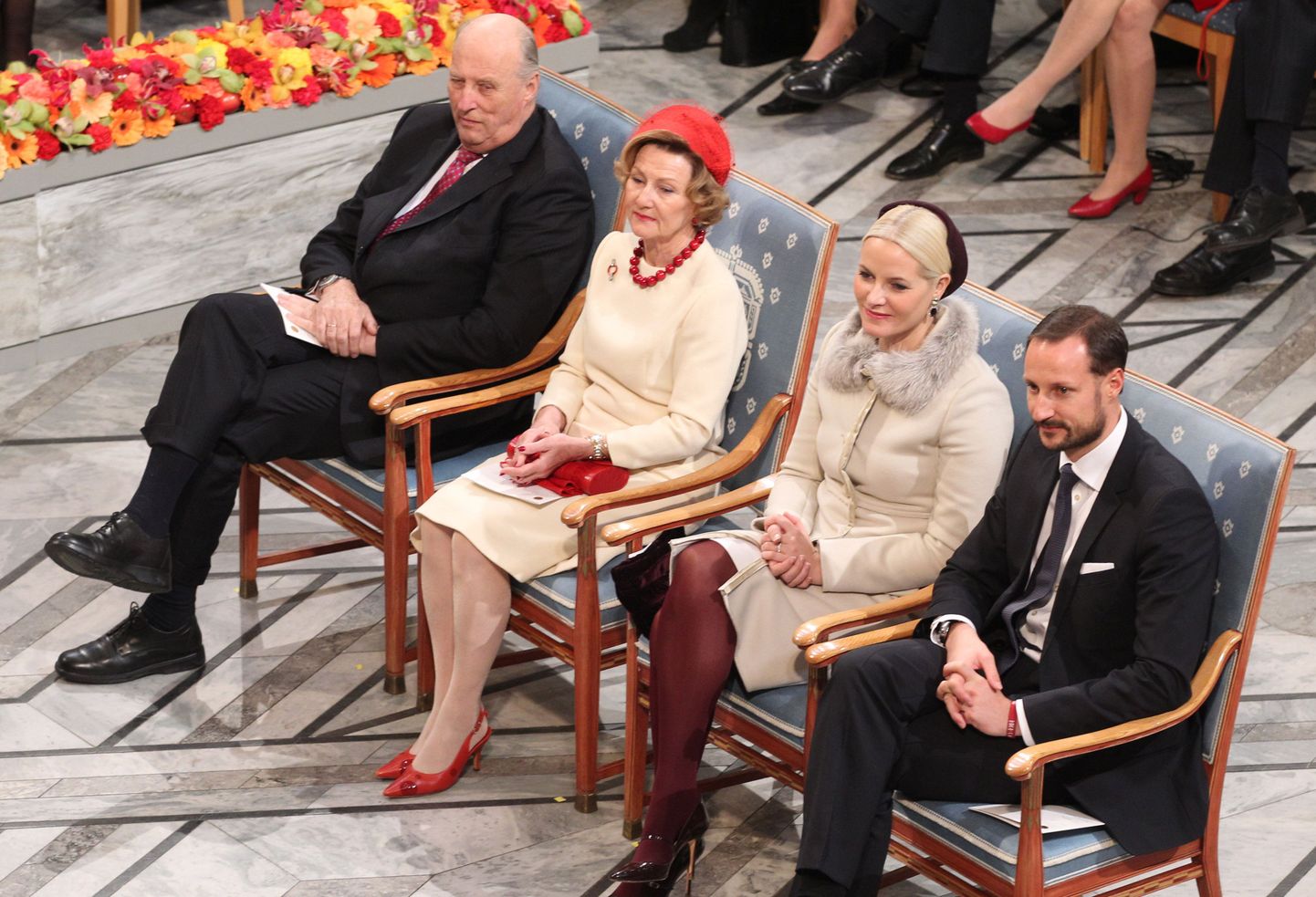 Vasakult: Norra kuningas Harald, kuninganna Sonja, kroonprintsess Mette-Marit ja kroonprints Haakon.