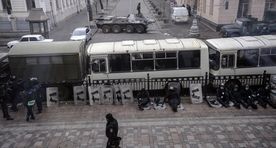 Ukraina siseministeerium: siseväed sattusid Kiievis tule alla