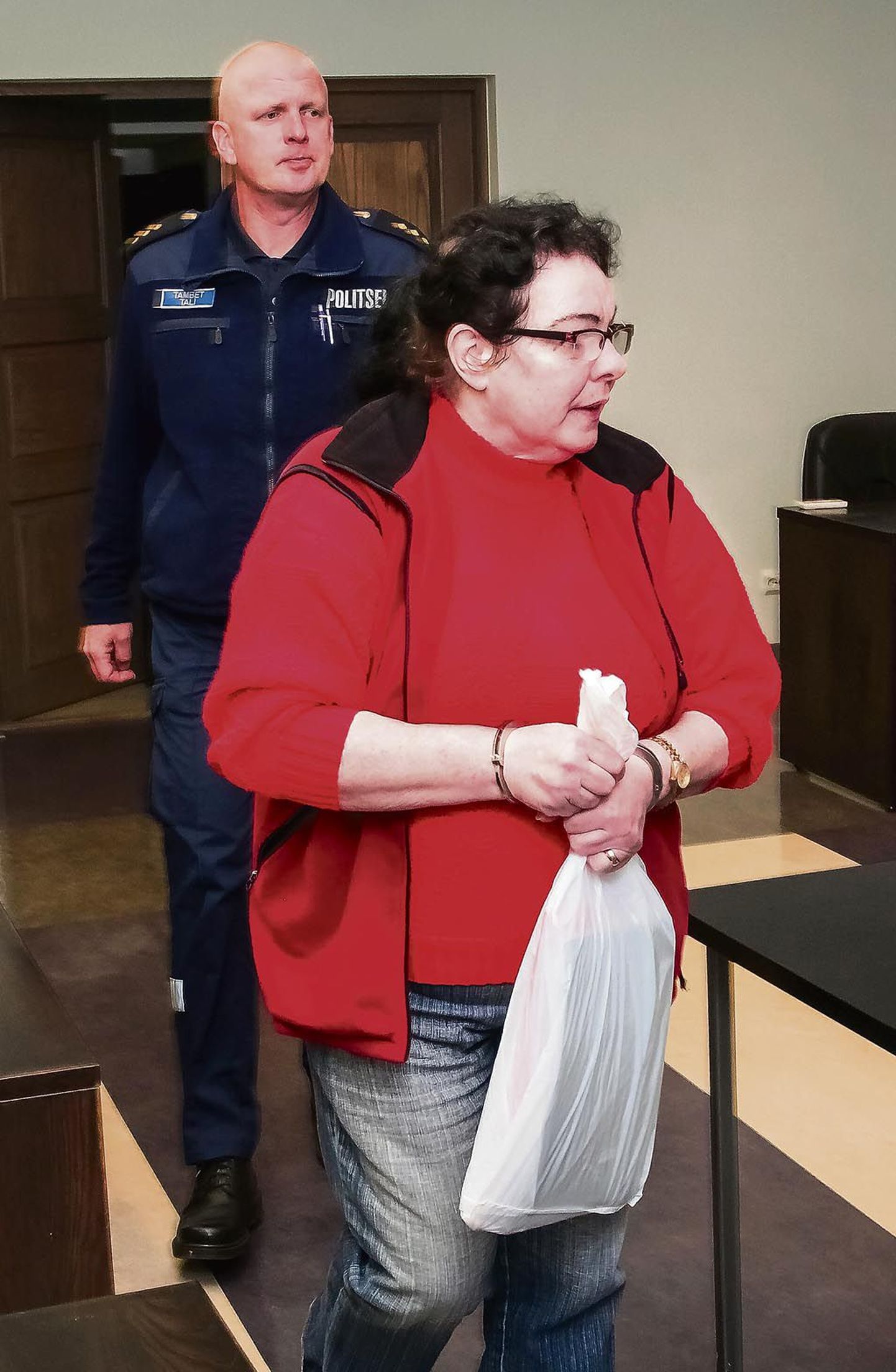 Marika Heikkilä pakkus ühele mehele oma abikaasa tapmise eest 20 000 ja teisele 50 000 eurot.