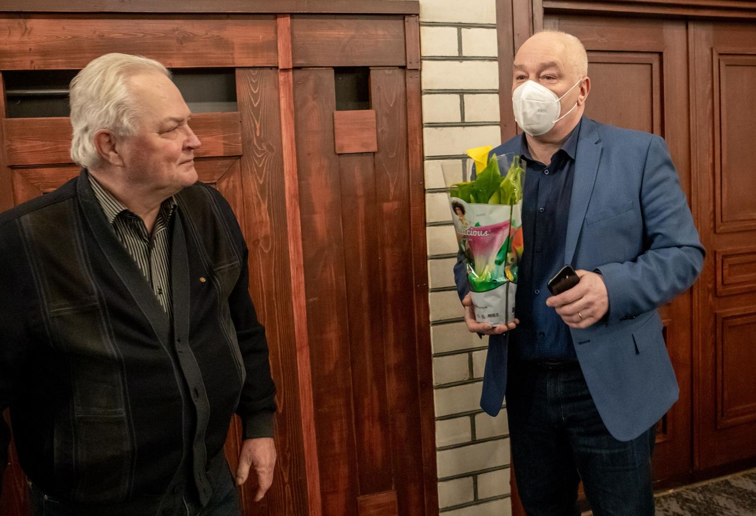 19. märtsil umbusaldas Lääneranna vallavolikogu eesotsas selle esimehe Rait Marustega Lihula kultuurikeskuses vallavanem Arno Peksarit ja valis uue juhi.