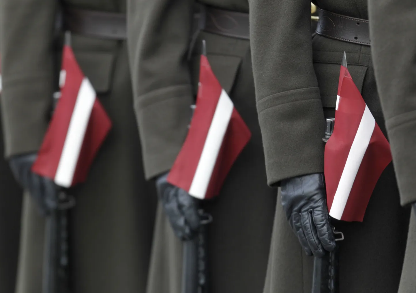 Läti sõdurid paraadil.