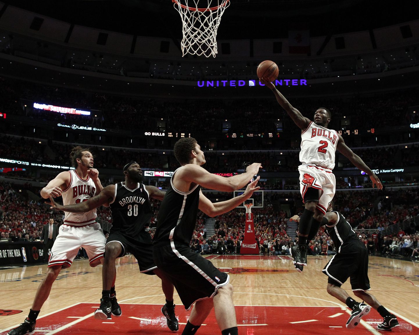 Chicago Bullsi Nate Robinson viskel.