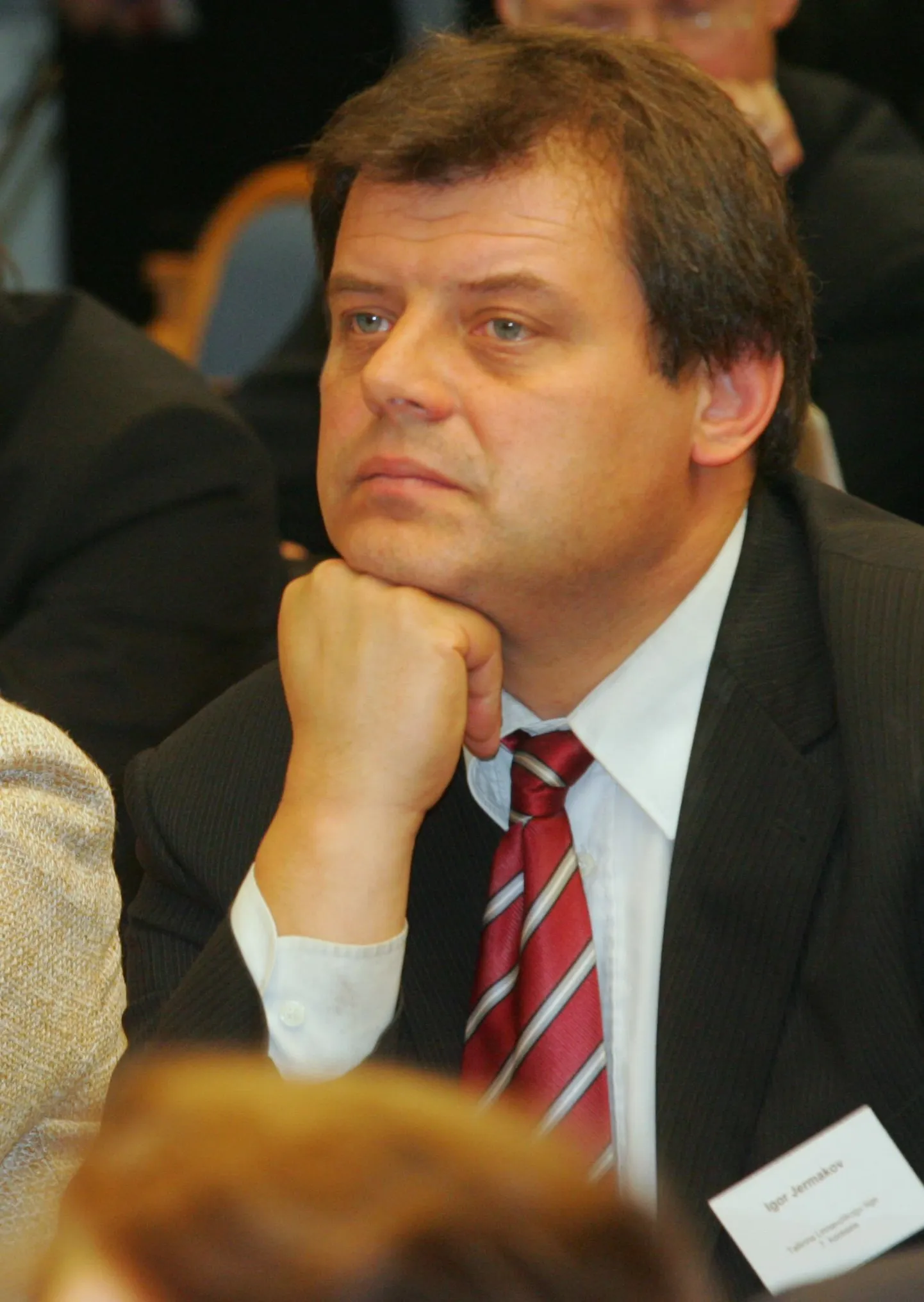 Игорь Ермаков на заседании Таллиннского городского собрания.