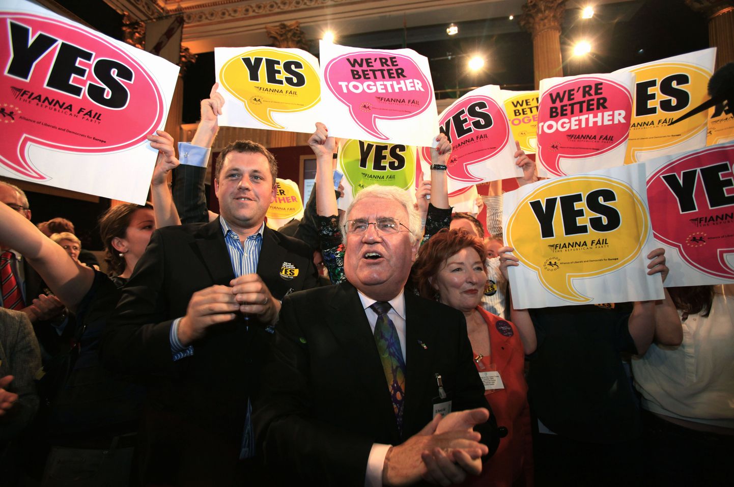 Iiri valijad kiitsid Lissaboni leppe eilsel referendumil ülekaalukalt heaks.