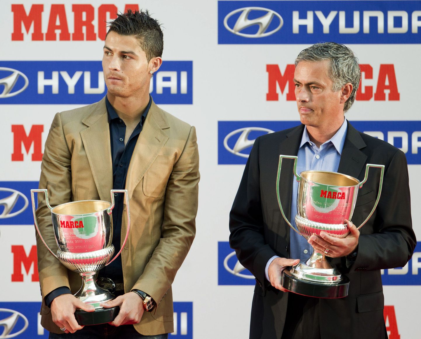 Cristiano Ronaldo (vasakul) ja Jose Mourinho.