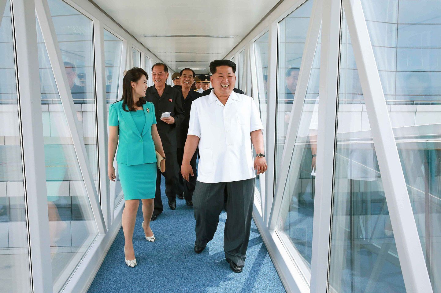 Põhja-Korea juht Kim Jong-un õe Kim Yo-jongiga.