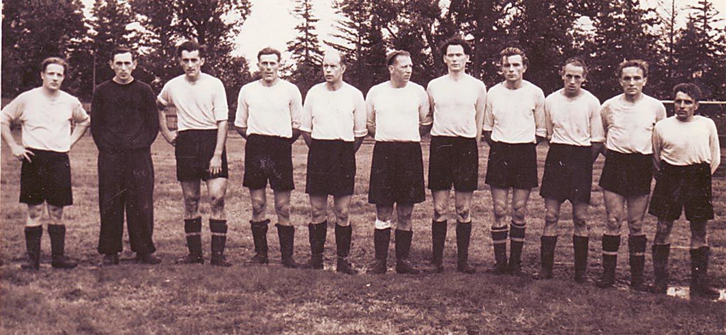 (All)Treimani (k/k ”Kalur“) jalgpallikoondis 1956. aastal Pärnus.