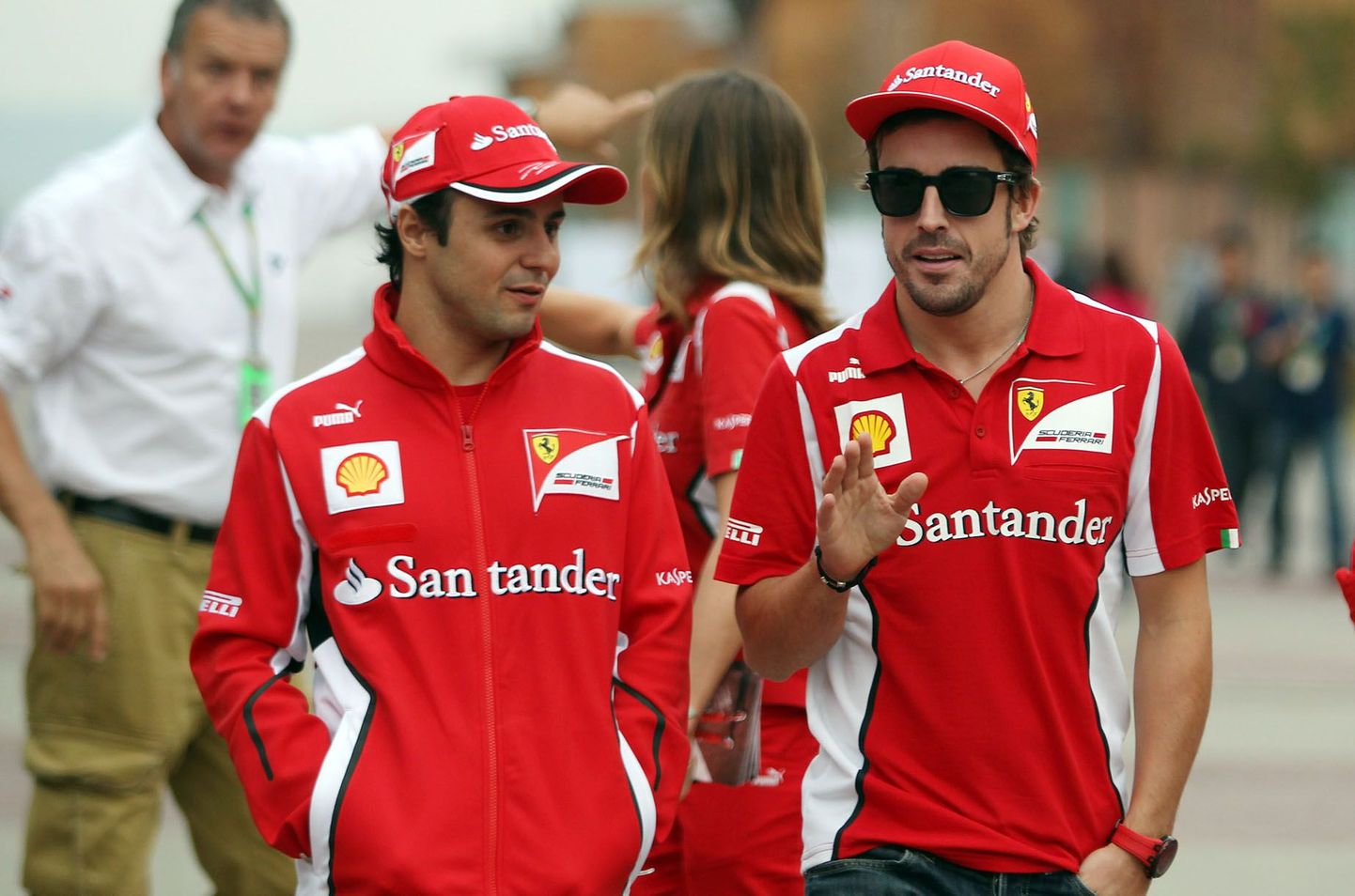 Felipe Massa (vasakul) ja Fernando Alonso.