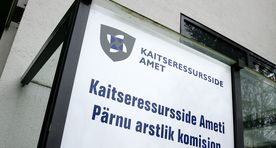 Noormehi ajateenistusest vabastanud arst sai süüdistuse