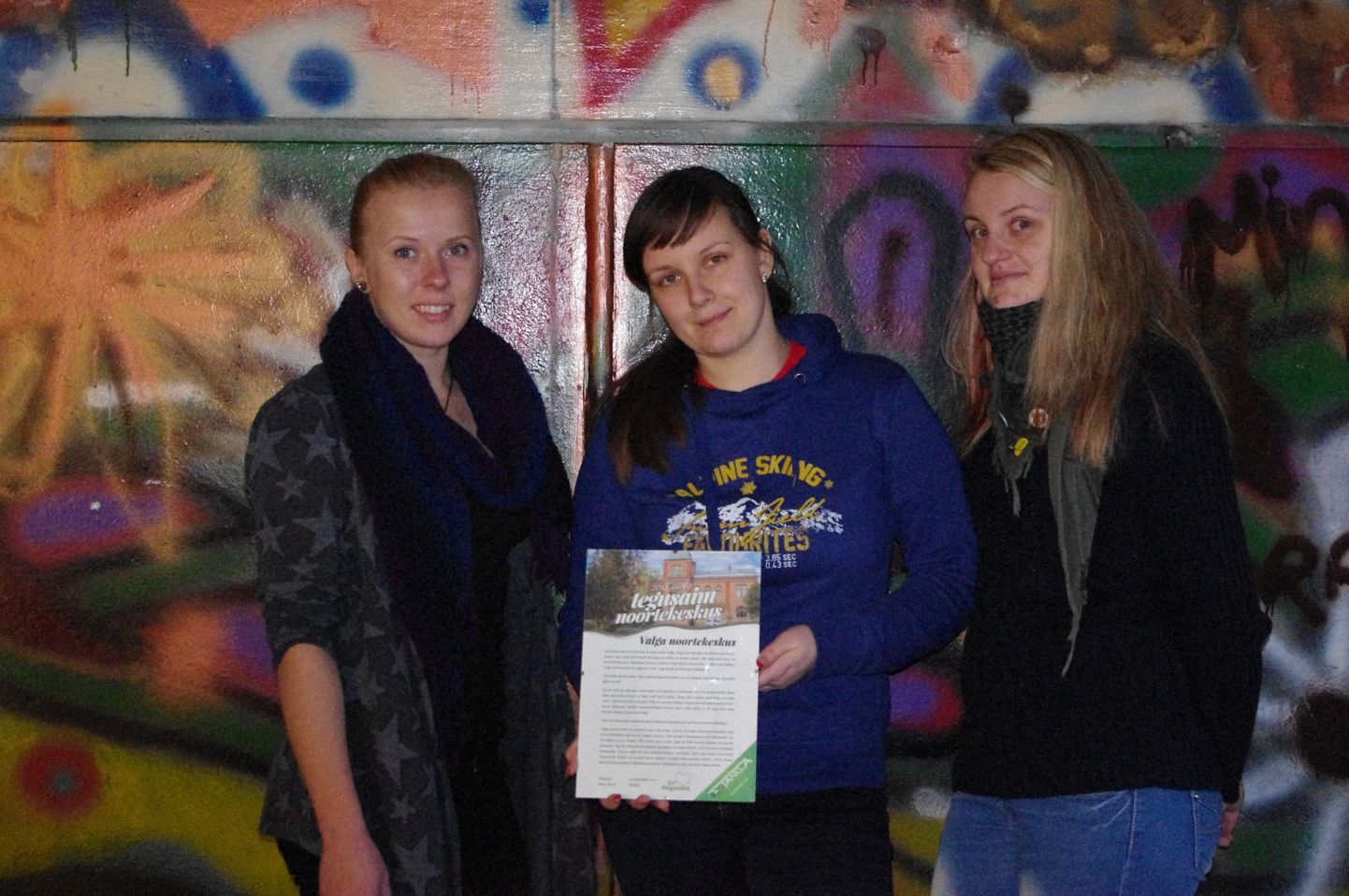 Valga avatud noortekeskuse töötajad Dea Margus (vasakul), Maarja Mägi ja Marje Vokk.
Foto: Lea Margus / Valgamaalane