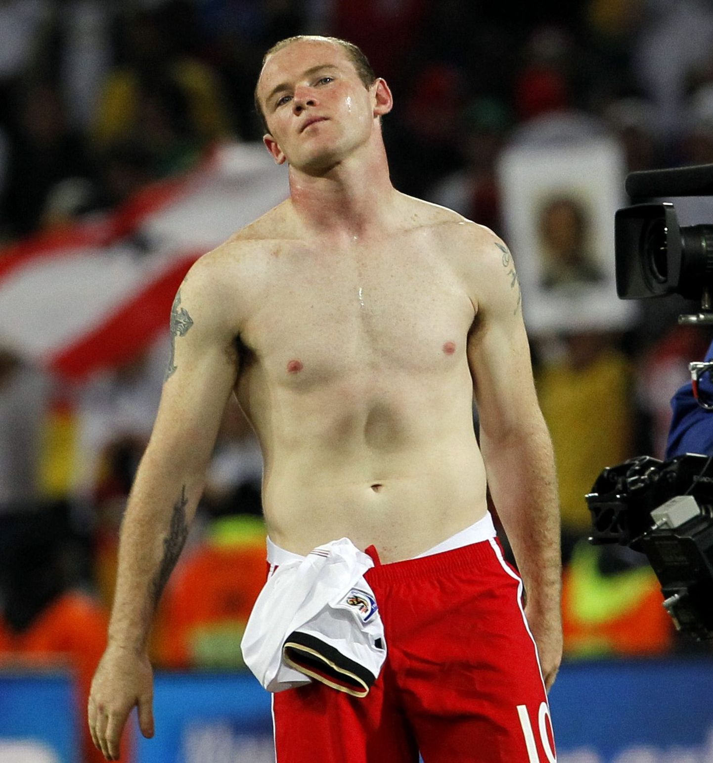 Wayne Rooney pärast Inglismaa kaotust Saksamaale 27. juunil