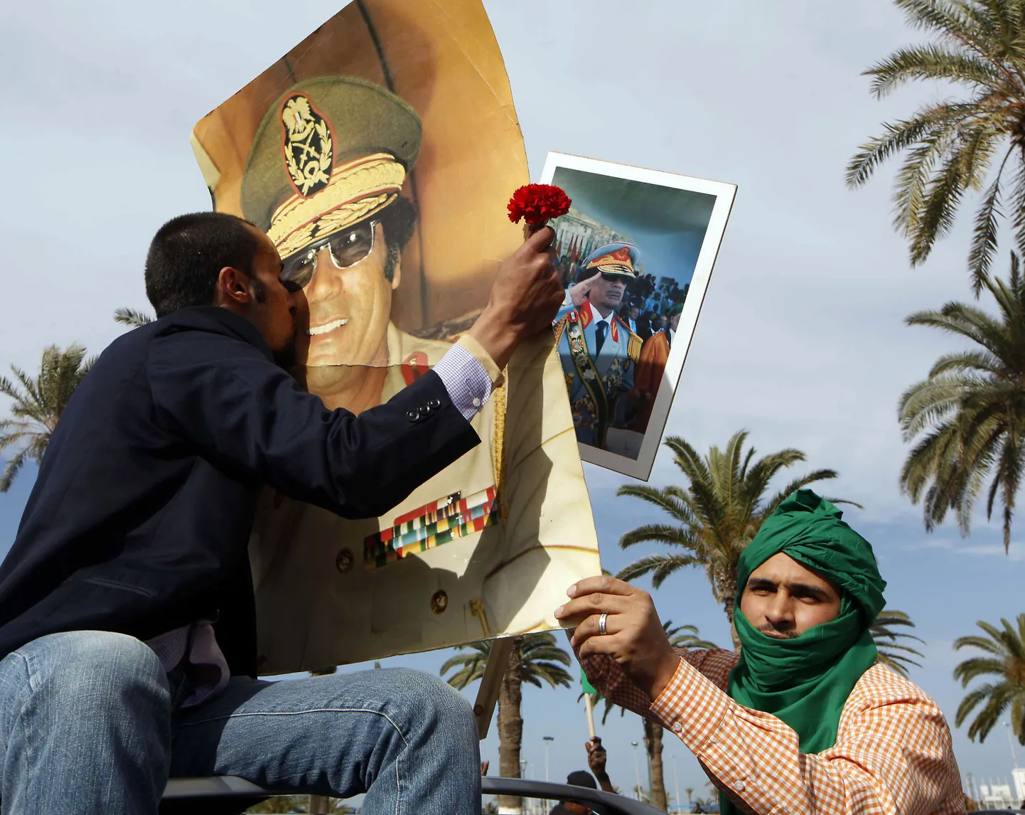 Liibüa näitab rahvusvahelisele meediale vaid valitsust pooldavaid meeleavaldusi. Valitsusvastased meeleavaldused on maha salatud.