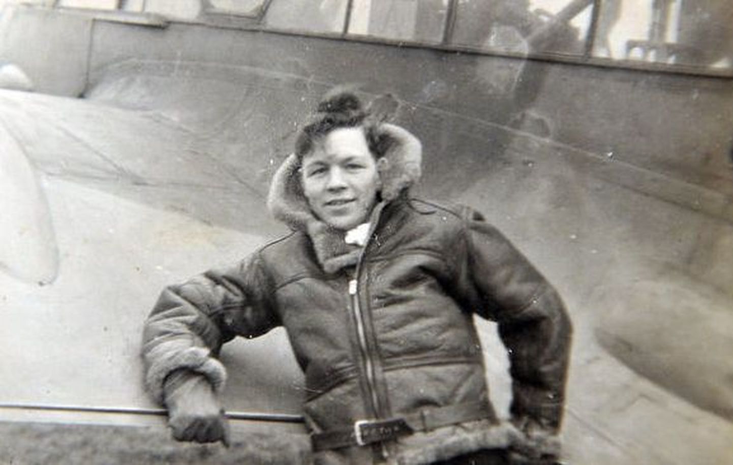 Peter Lyons enne Saksamaale missioonile lendamist