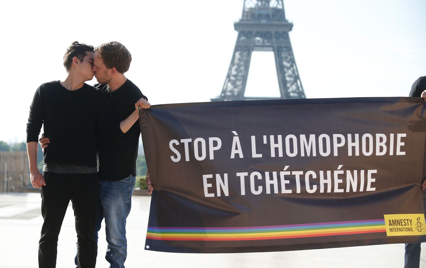 Tšetšeenia geide toetuseks toimunud meeleavaldus Pariisis.