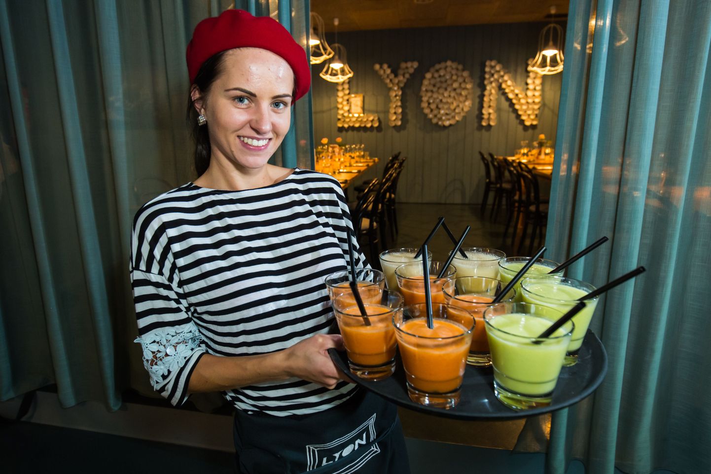 Prantsusepärasele köögile pühendunud Café Lyonis on nüüd ka mahukas smuutimenüü ja rohkem roogi taimetoitlastele.