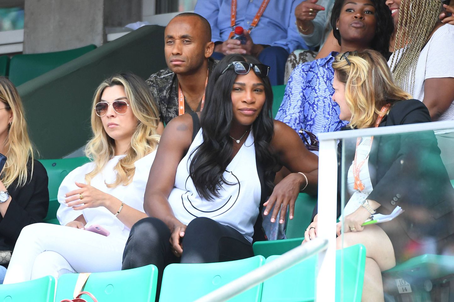 Serena Williams viibib Prantsusmaa lahtistel pealtvaatajana, sest on lapseootel.