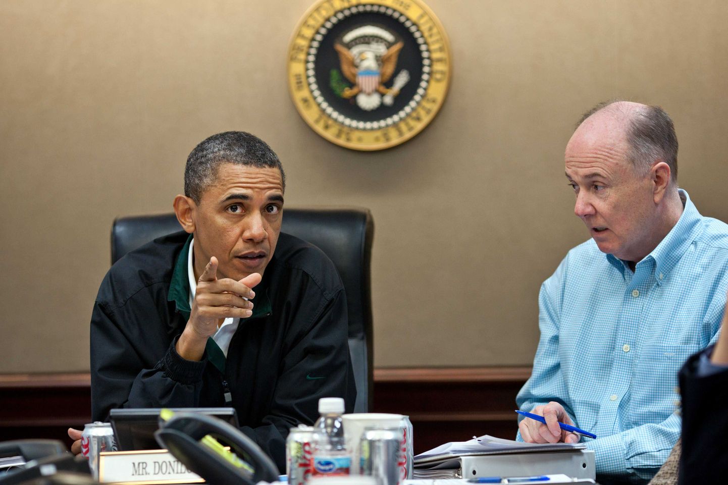 USA president Barack Obama Valge Maja situatsioonitoas koos julgeolekunõuniku Tom Doniloniga.
