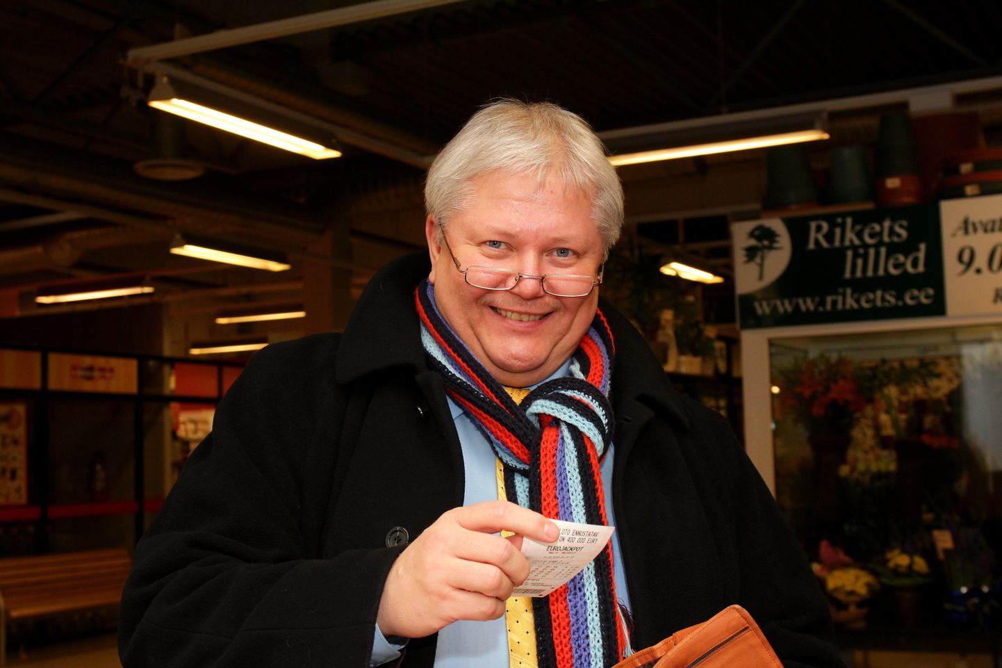 Kultuuriminister Rein Lang ostis Eurojackpoti lotopileti Viljandist, Männimäe Selverist.