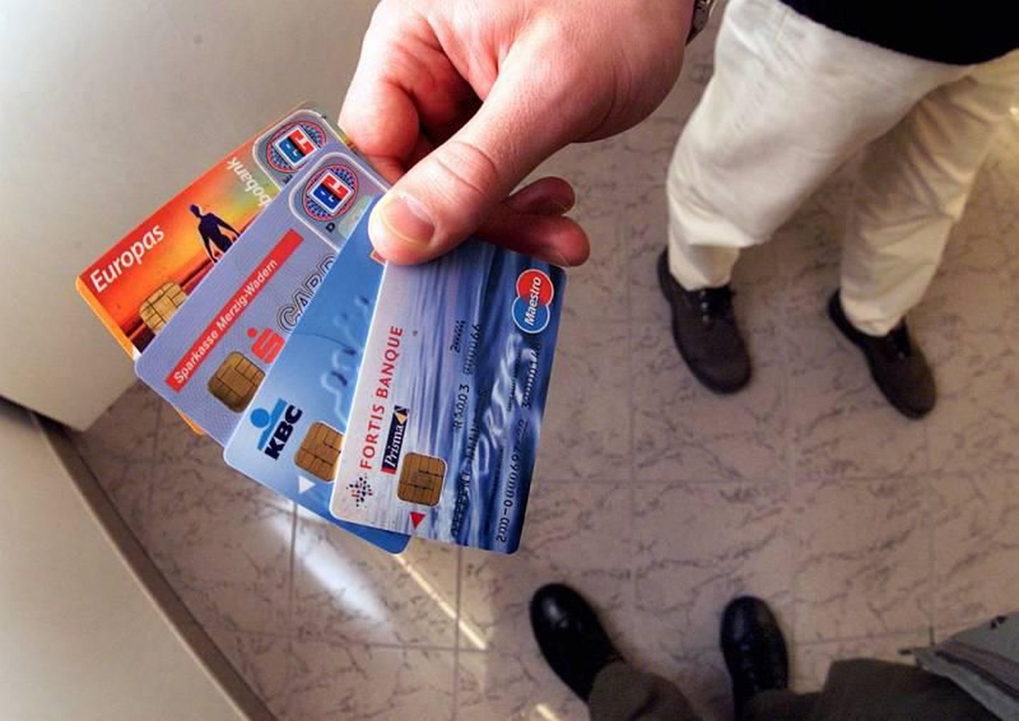 Idee kohaselt võiks ID-kaart asendada kõikide pankade kaarte.