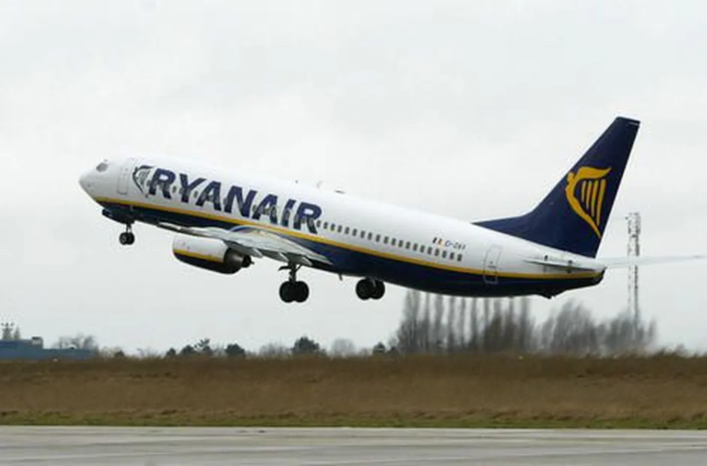 Самолет компании Ryanair.