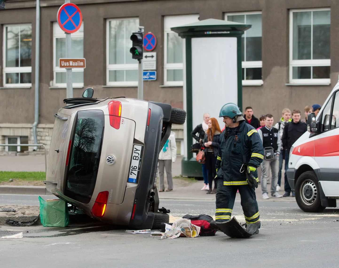 Liiklusõnnetus Liivalaia ja Pärnu maantee ristmikul.