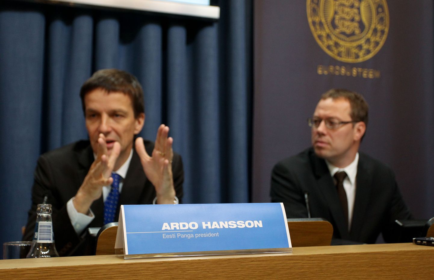 Eesti Panga president Ardo Hansson (vasakul) ning asepresident Ülo Kaasik.